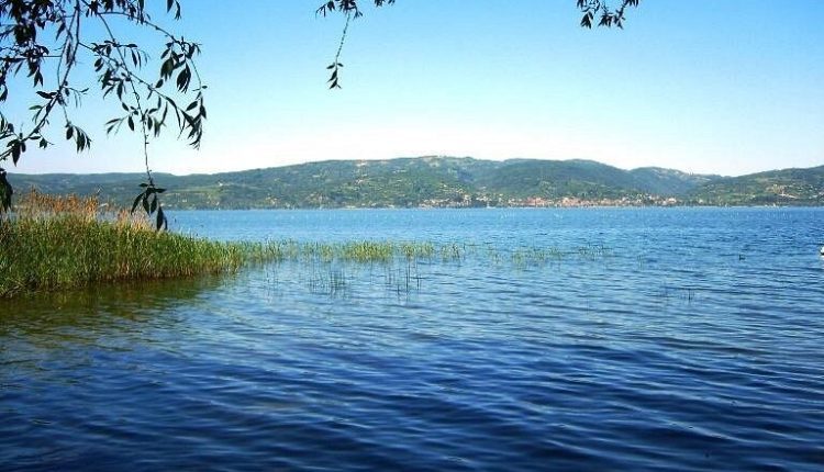 بحيرة إيمير Eymir